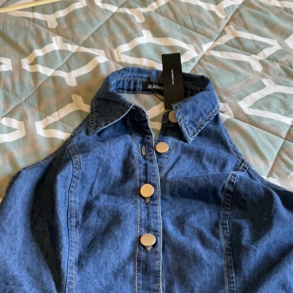 Women’s denim halter dress. Size small. NWT, measurements are in photos. - Picture 6 of 11
